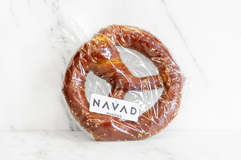 NAVAD Bakers Soft Pretzel - single pack (frozen)