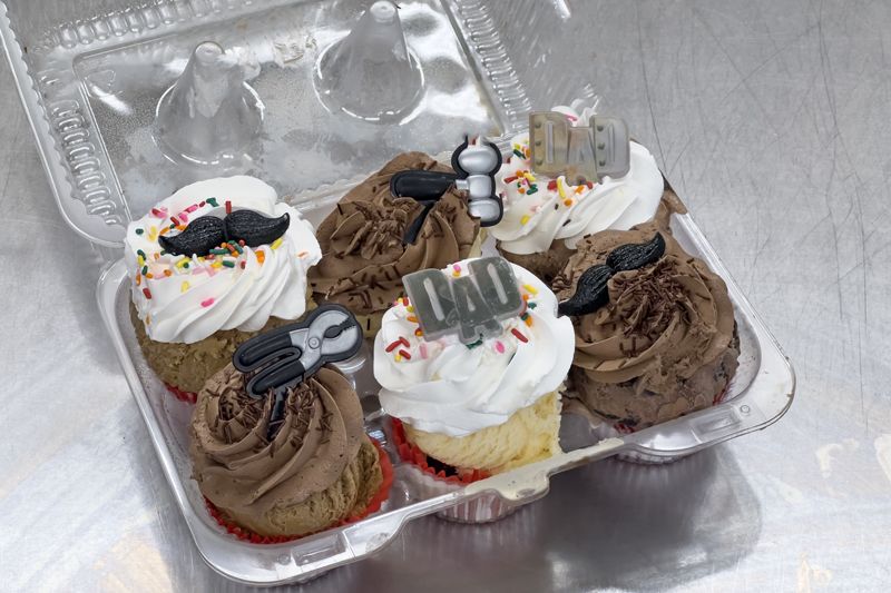 Father's Day Ice Cream Cupcakes (pack of 6)
